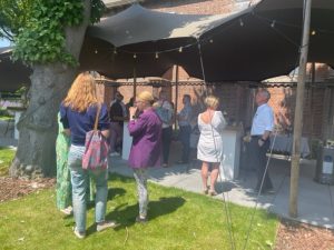 media_523_683432_w800_h600_fit