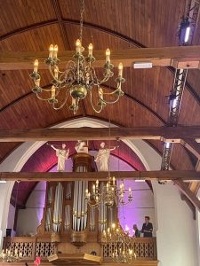 media_523_683433_w800_h600_fit